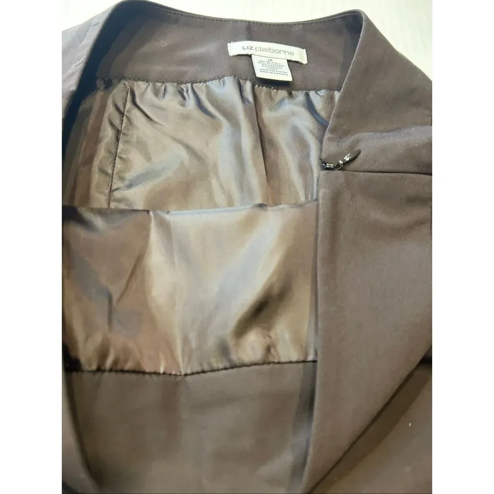Liz Claiborne preowned good